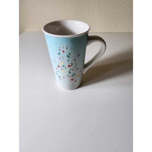STARBUCKS 2019 Christmas Tree Holiday 16oz Coffee Mug - Picture 3 of 6